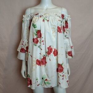 Red and White Floral Off Shoulder Ruffle Sleeve Blouse size XXL